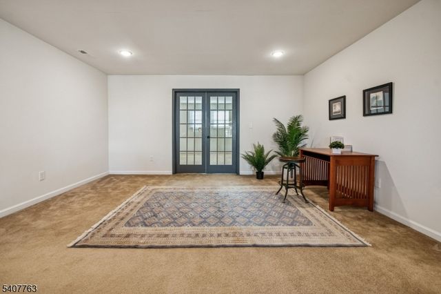 5 Albert Ct, Randolph Twp., NJ 07869