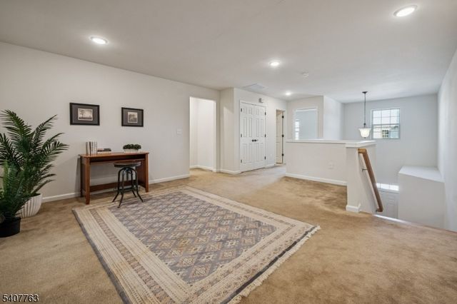 5 Albert Ct, Randolph Twp., NJ 07869