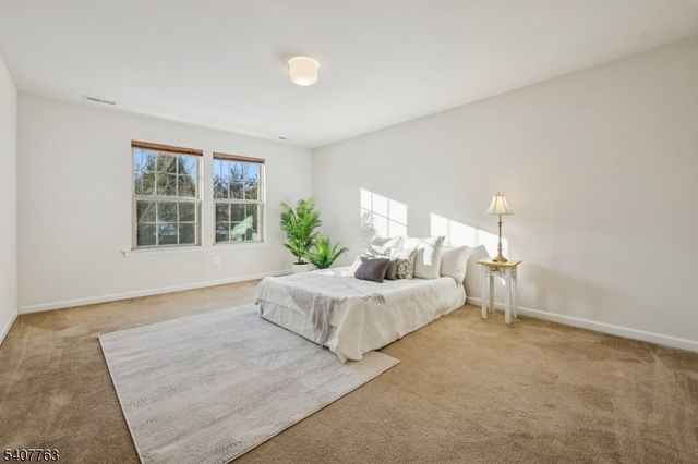 5 Albert Ct, Randolph Twp., NJ 07869