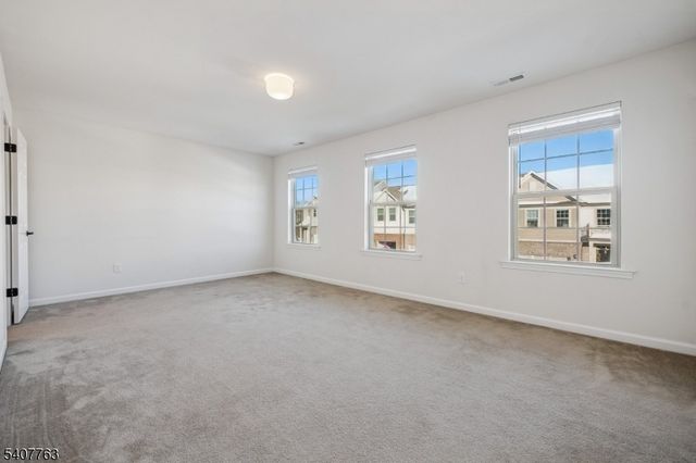 5 Albert Ct, Randolph Twp., NJ 07869