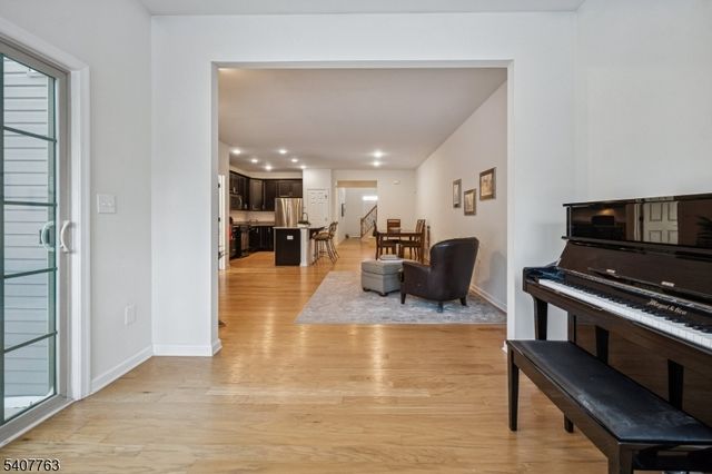 5 Albert Ct, Randolph Twp., NJ 07869