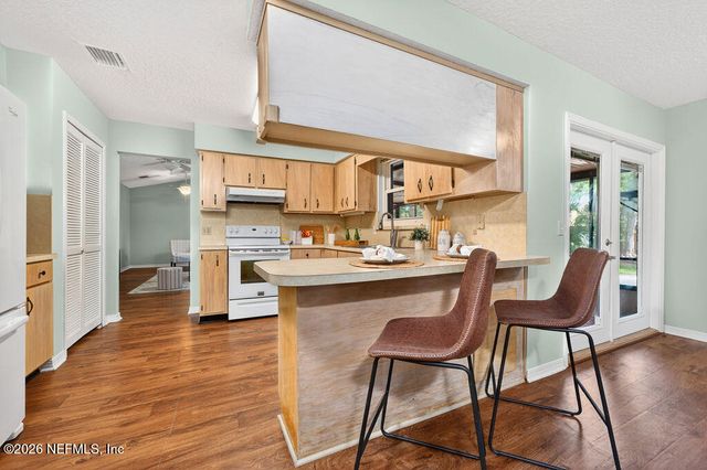 584 ARTHUR MIDDLETON Circle, Orange Park, FL 32073