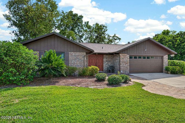 584 ARTHUR MIDDLETON Circle, Orange Park, FL 32073