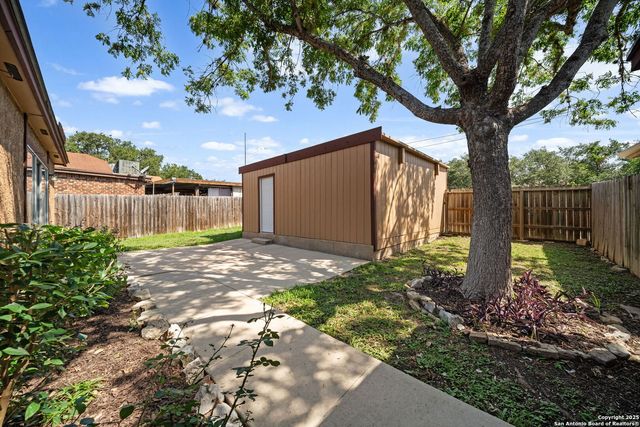 2437 Wild Turkey, San Antonio, TX 78232
