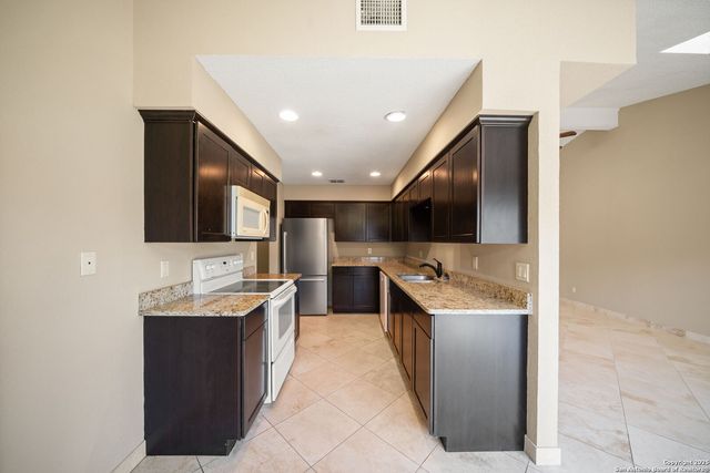 2437 Wild Turkey, San Antonio, TX 78232