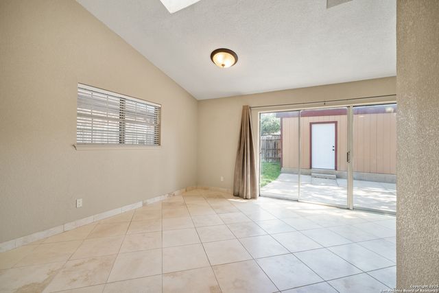 2437 Wild Turkey, San Antonio, TX 78232