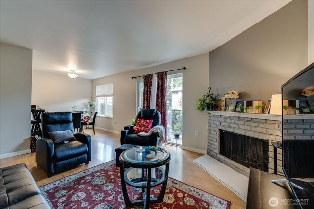 323 75th Street SE #A-14, Everett, WA 98203