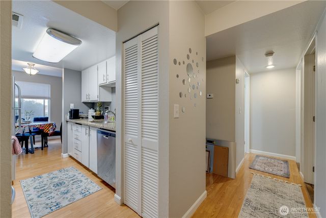 323 75th Street SE #A-14, Everett, WA 98203