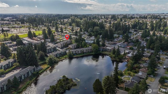 323 75th Street SE #A-14, Everett, WA 98203