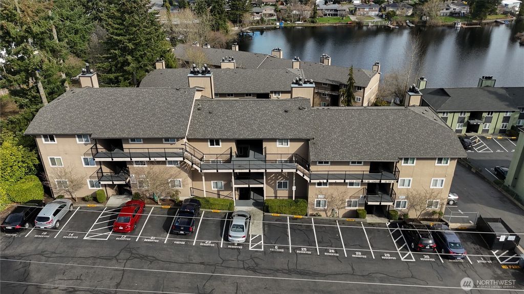 323 75th Street SE #A-14, Everett, WA 98203