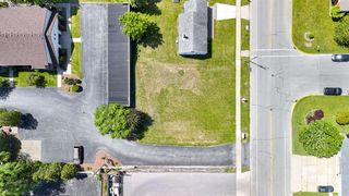 1047 MARVELLE LANE, Ashwaubenon, WI 54304