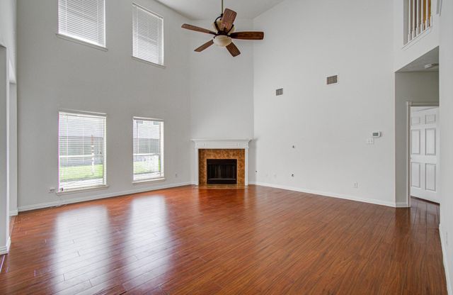 1402 Pine Knot Court, Pearland, TX 77581