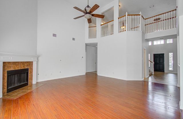 1402 Pine Knot Court, Pearland, TX 77581