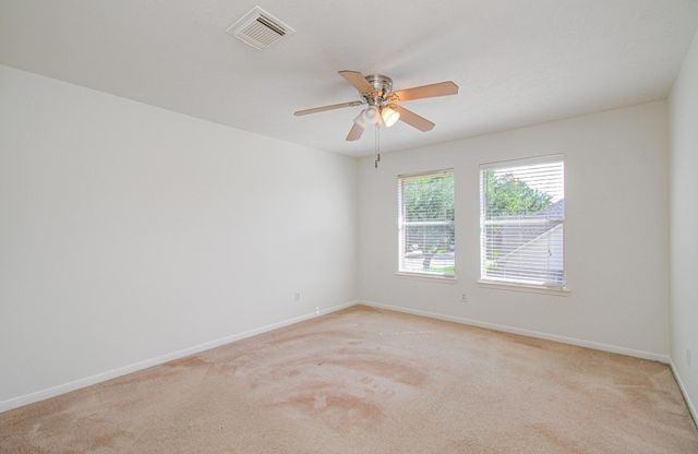 1402 Pine Knot Court, Pearland, TX 77581