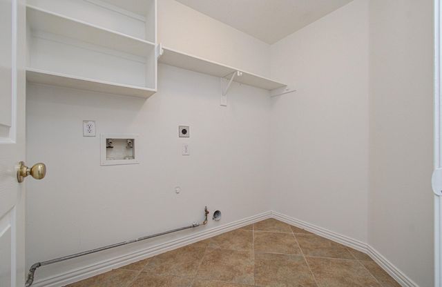 1402 Pine Knot Court, Pearland, TX 77581
