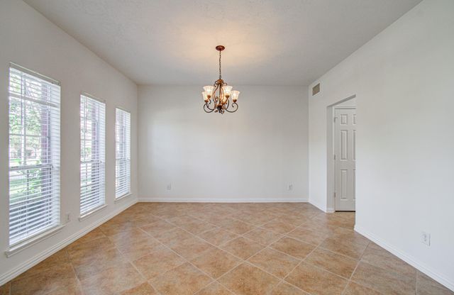 1402 Pine Knot Court, Pearland, TX 77581