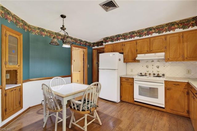 600 Larkspur RD, Portsmouth, VA 23703