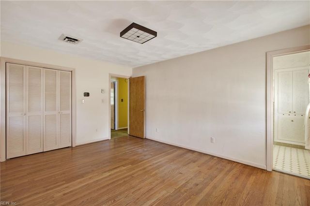 600 Larkspur RD, Portsmouth, VA 23703