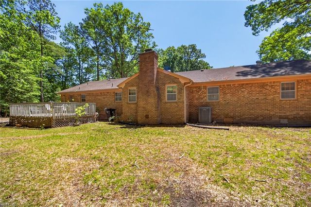 600 Larkspur RD, Portsmouth, VA 23703