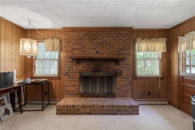 600 Larkspur RD, Portsmouth, VA 23703