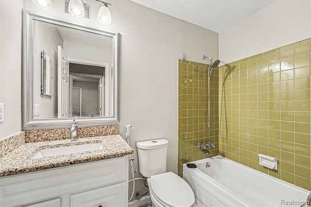 24483 Bashian Drive, Novi, MI 48375