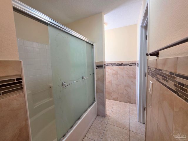 1028 Antigua Cir, Pensacola, FL 32506