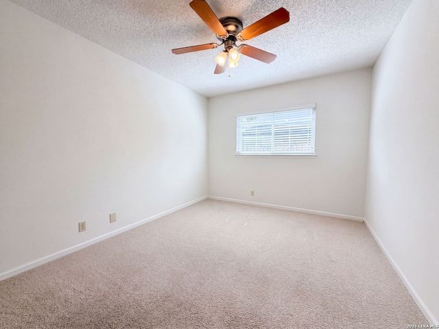 6714 Country Swan, San Antonio, TX 78240