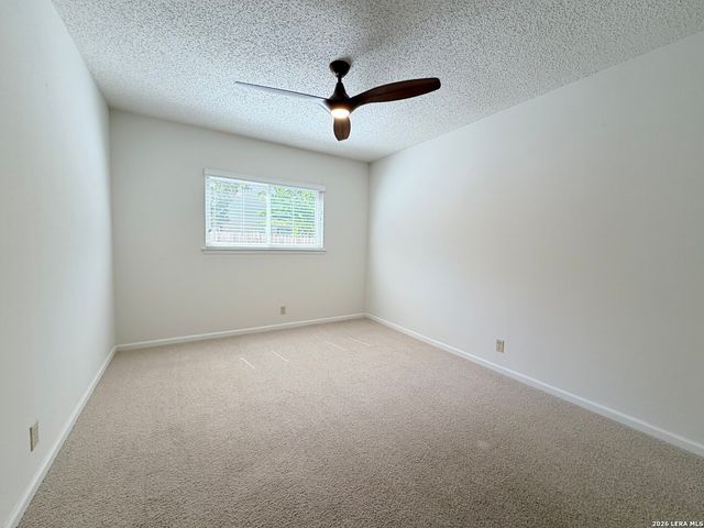 6714 Country Swan, San Antonio, TX 78240