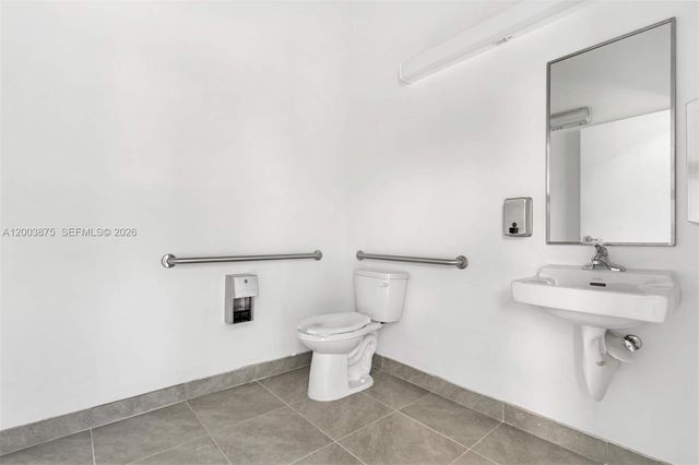 9620 Stirling Road 101, Cooper City, FL 33024