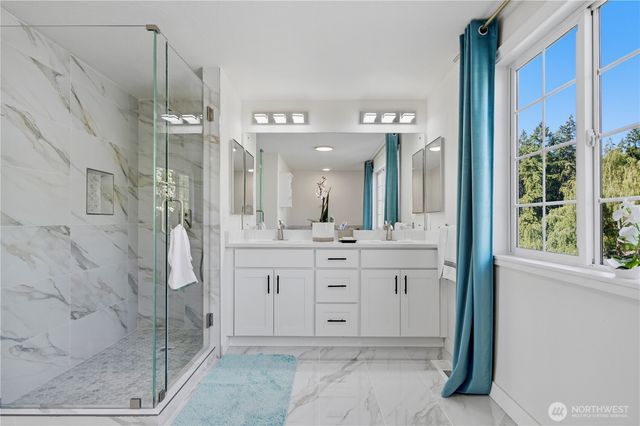 110 174th Place NE, Bellevue, WA 98008