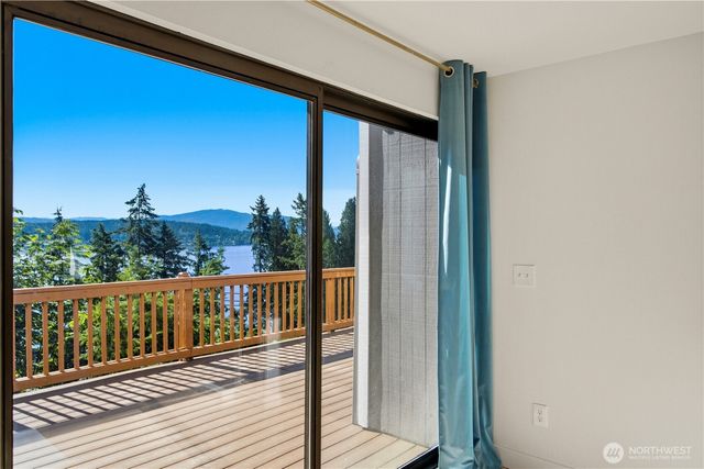 110 174th Place NE, Bellevue, WA 98008