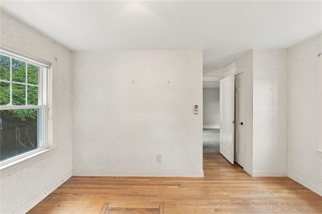 2 Elton Circle, Cranston, RI 02921
