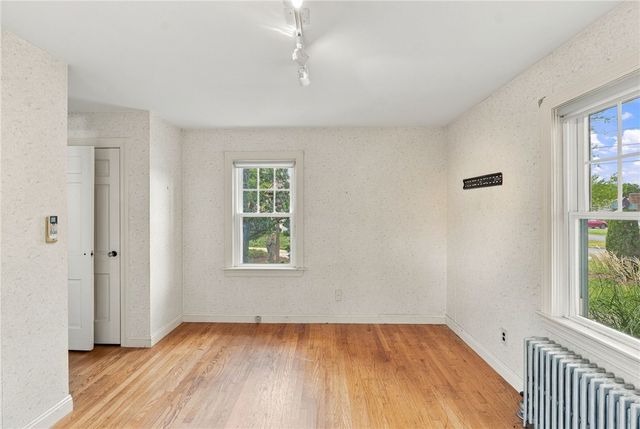 2 Elton Circle, Cranston, RI 02921