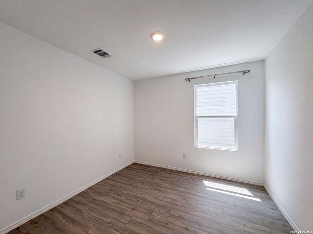 5829 TEXAS SPUR, Seguin, TX 78155