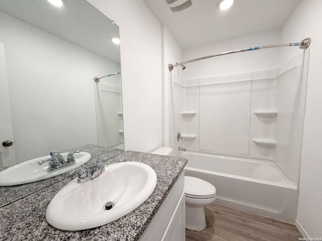 5829 TEXAS SPUR, Seguin, TX 78155