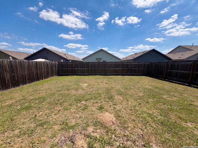 5829 TEXAS SPUR, Seguin, TX 78155