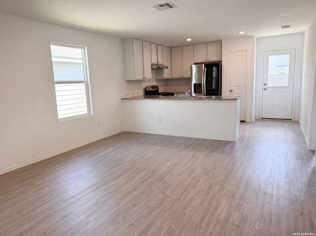 5829 TEXAS SPUR, Seguin, TX 78155