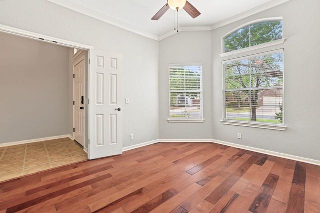 6413 York Bridge CIR, Austin, TX 78749