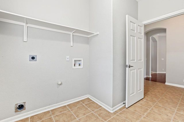 6413 York Bridge CIR, Austin, TX 78749