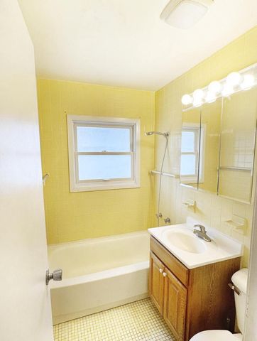 2851 29th COURT S, La Crosse, WI 54601