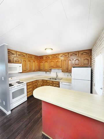 2851 29th COURT S, La Crosse, WI 54601