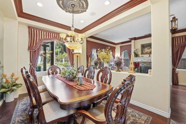 7132 Torrey Mesa Ct, San Diego, CA 92129