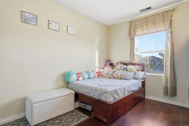 7132 Torrey Mesa Ct, San Diego, CA 92129