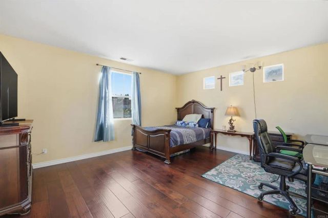 7132 Torrey Mesa Ct, San Diego, CA 92129