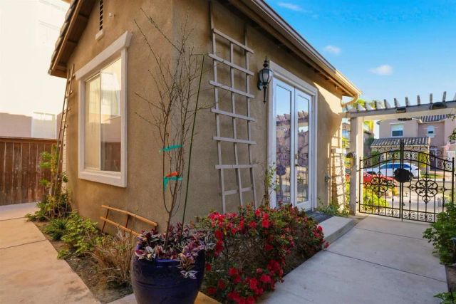 7132 Torrey Mesa Ct, San Diego, CA 92129