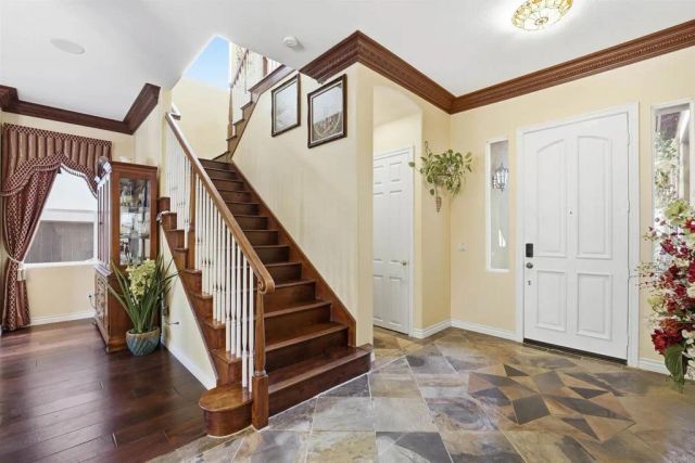 7132 Torrey Mesa Ct, San Diego, CA 92129