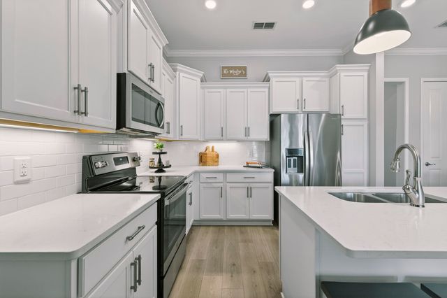 1980 Carothers Rd Unit 102, Nolensville, TN 37135