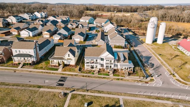 1980 Carothers Rd Unit 102, Nolensville, TN 37135