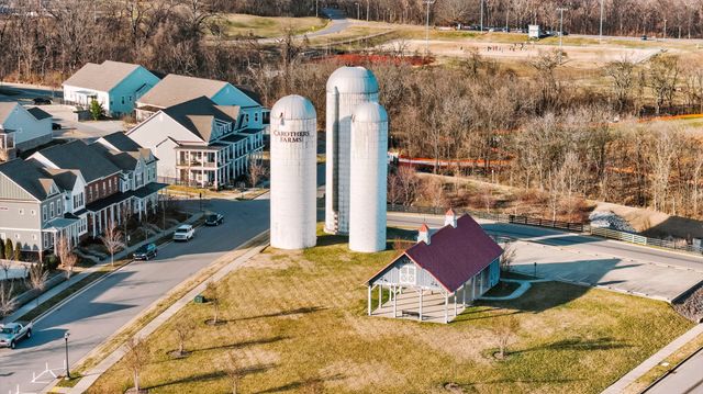 1980 Carothers Rd Unit 102, Nolensville, TN 37135