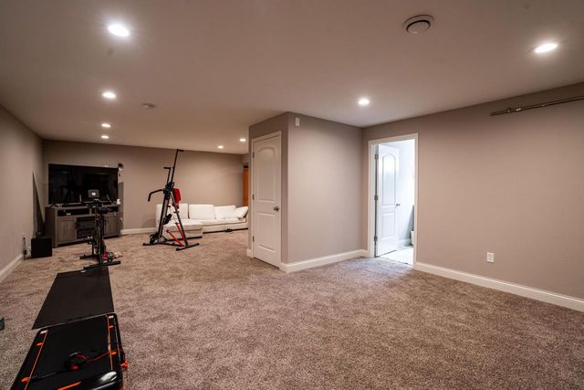 333 Nature PLACE, Johnson Creek, WI 53038